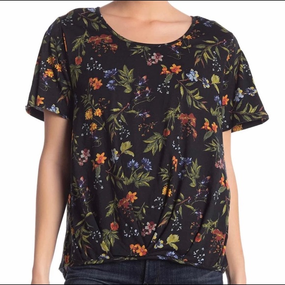 Alkamy Black Flutter Sleeve Tee - Picture 3 of 9